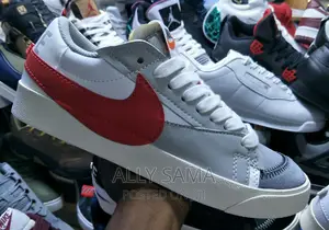 Mens Sneakers NIKE Multicolor