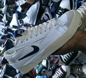 Mens Sneakers NIKE Multicolor