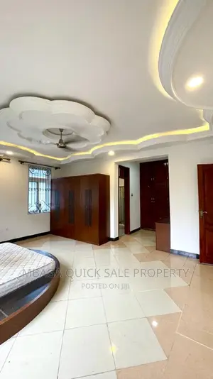 Furnished 4bdrm House in Msasani Beach for rent