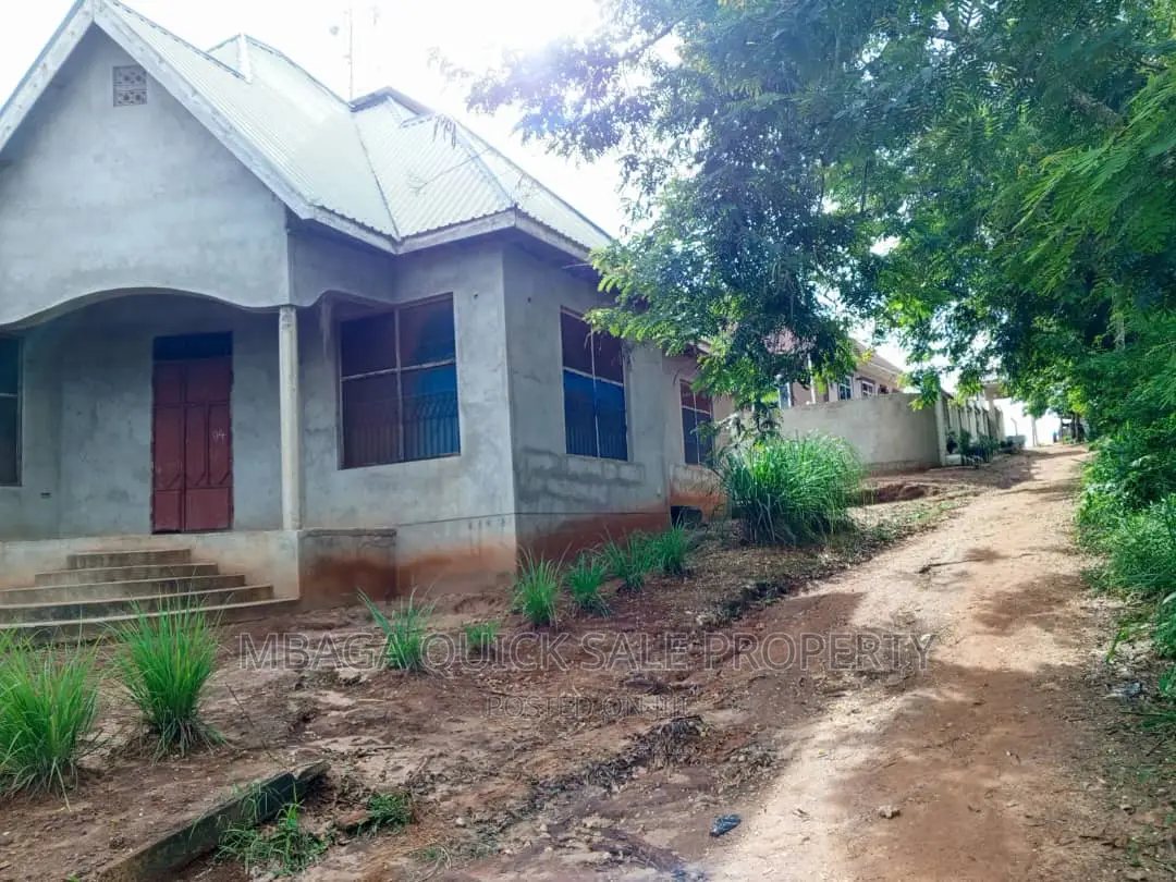 3bdrm House in Mbezi Msumi for sale