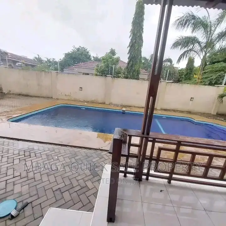 4bdrm House in Masaki for rent