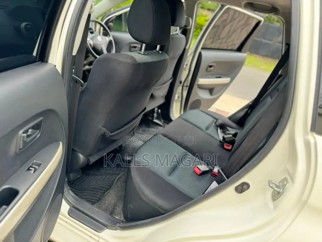 Toyota IST 2007 White