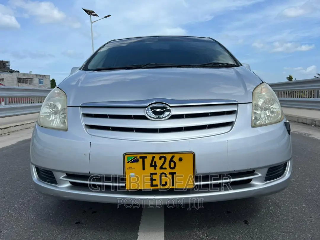 Toyota Corolla Spacio 2006 Silver