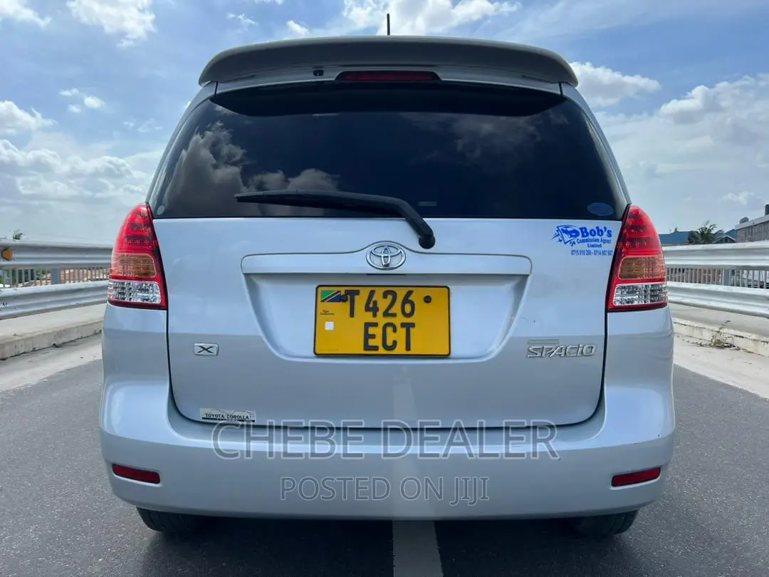 Toyota Corolla Spacio 2006 Silver