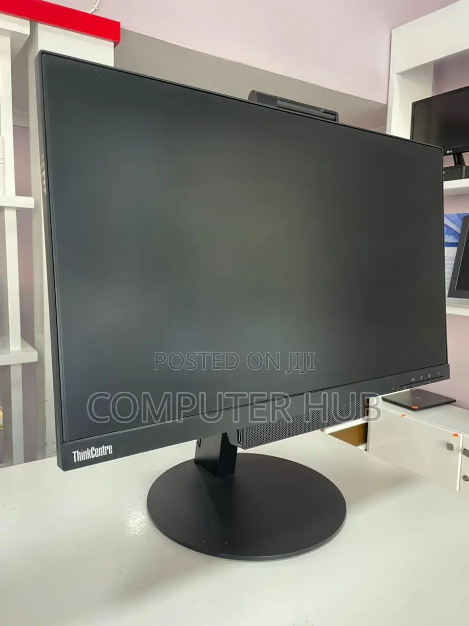 Desktop Computer Lenovo ThinkCentre M715 8GB Intel Core I5 SSD 256GB