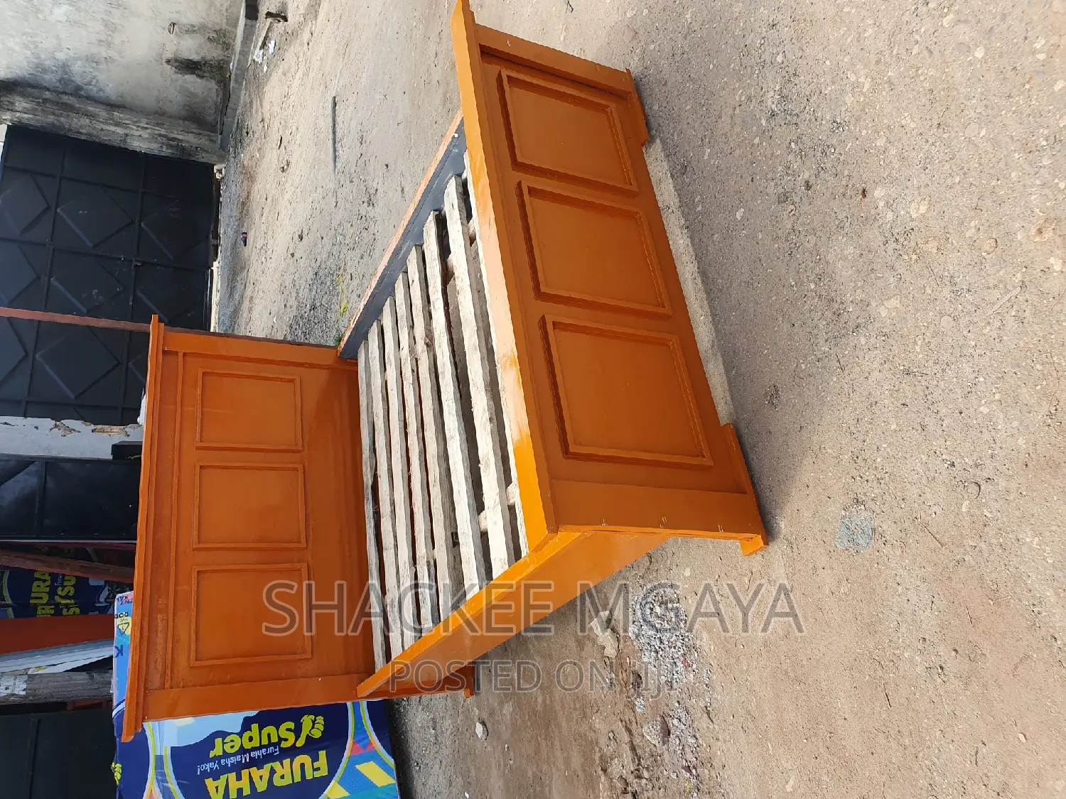 Kitanda 5,6 Mbao Kizuri Sana