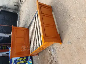 Kitanda 5,6 Mbao Kizuri Sana