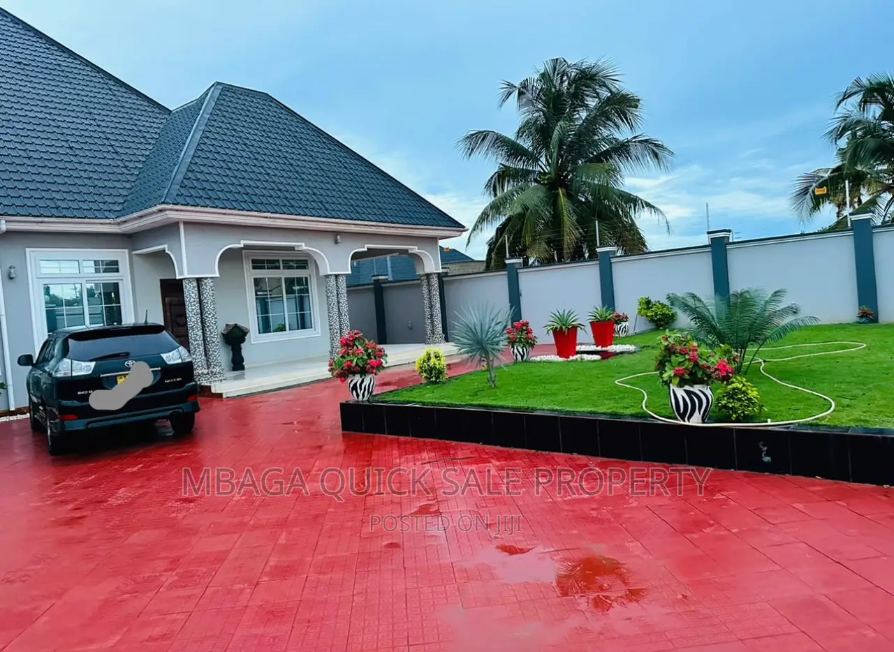4bdrm House in Tegeta Wazo, Bunju for rent