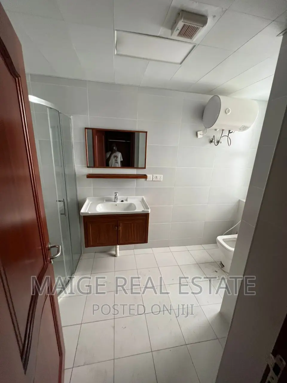 4bdrm Apartment in Mikocheni for rent
