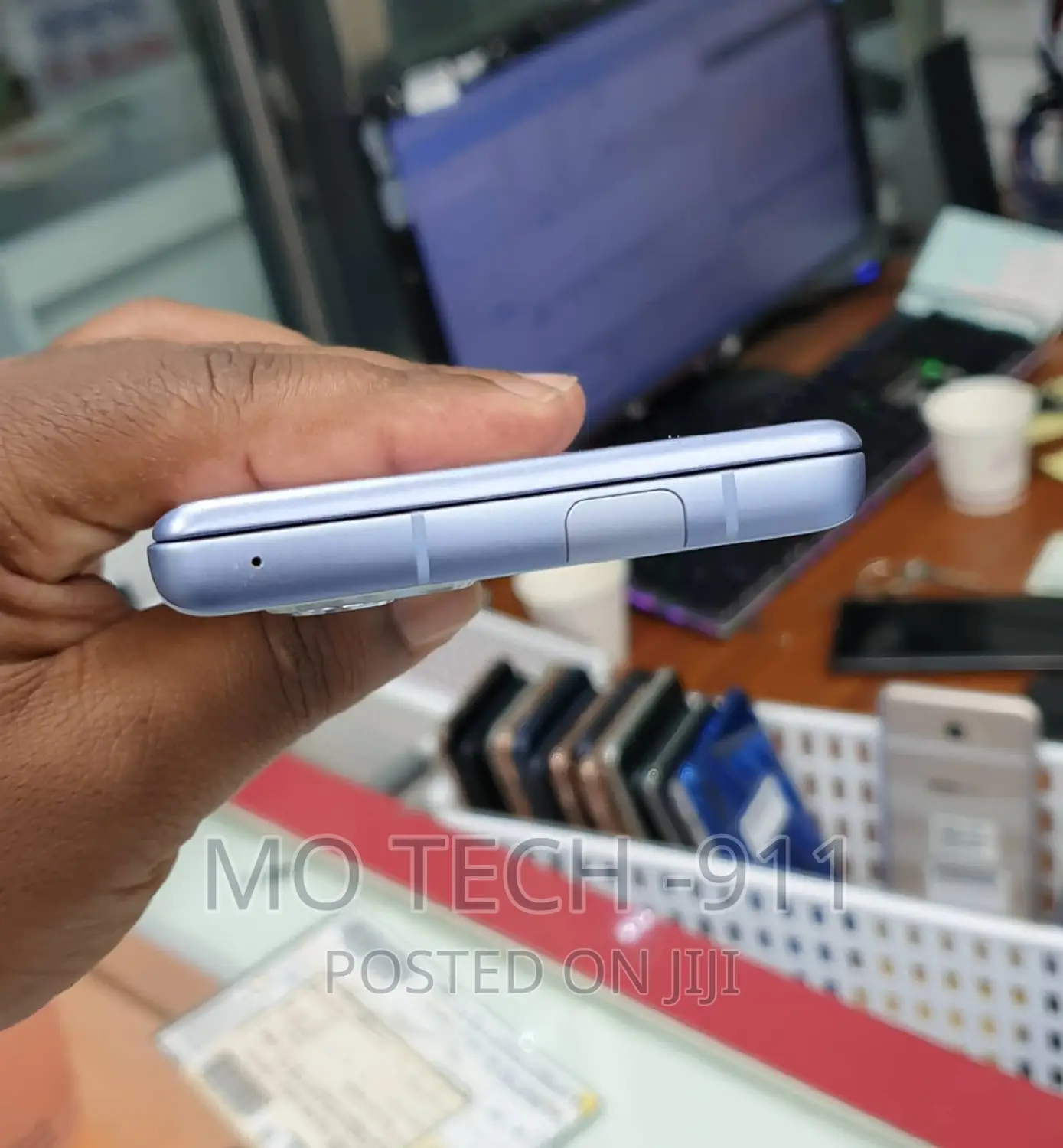 LG Wing 5G 128 GB Blue