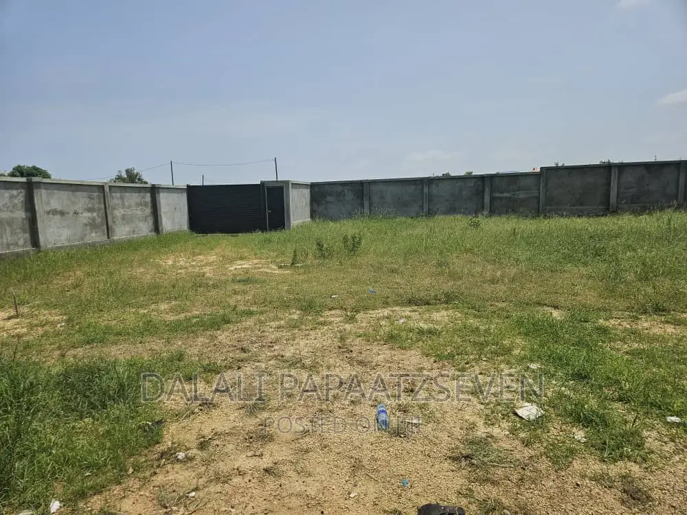 3bdrm House in Dalalipapaatzseven, Bunju for rent