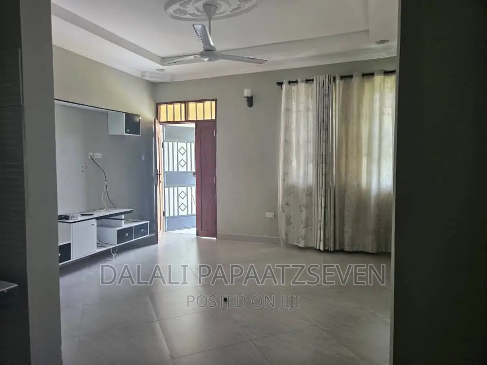 3bdrm House in Dalalipapaatzseven, Bunju for rent