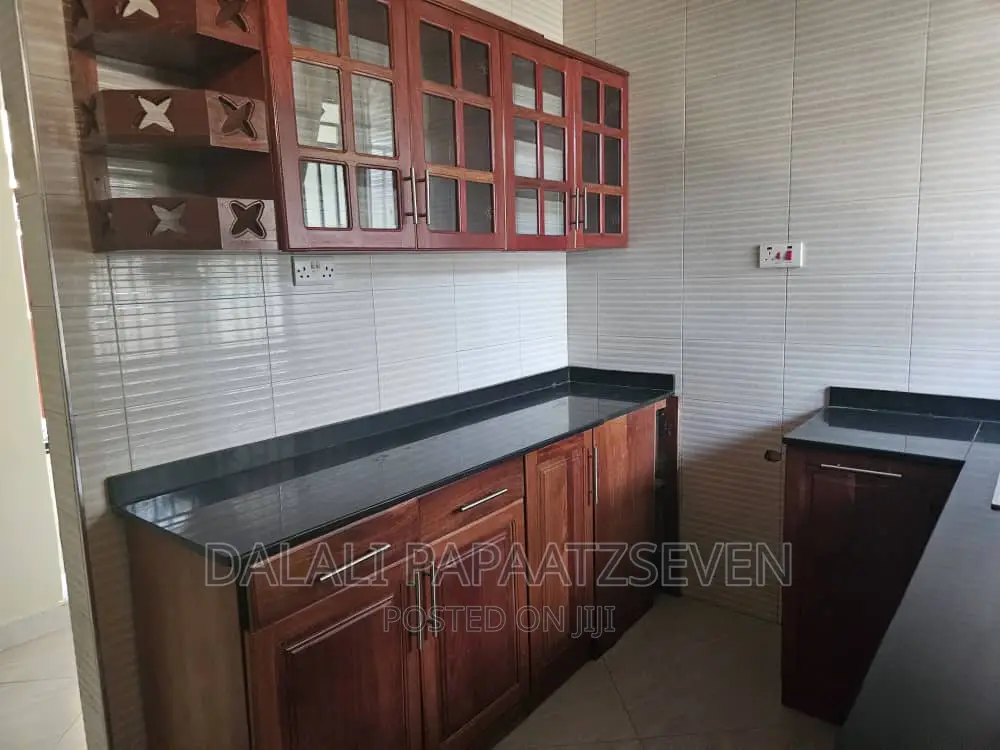 3bdrm House in Dalalipapaatzseven, Bunju for rent