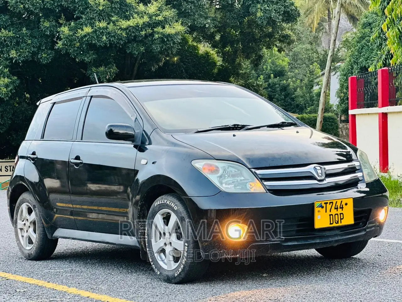 Toyota IST 2004 Black