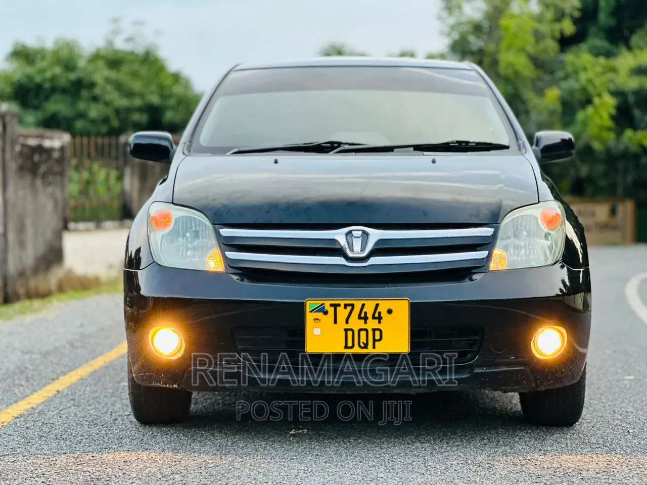 Toyota IST 2004 Black
