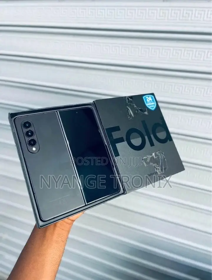 New Samsung Galaxy Z Fold4 512 GB Black