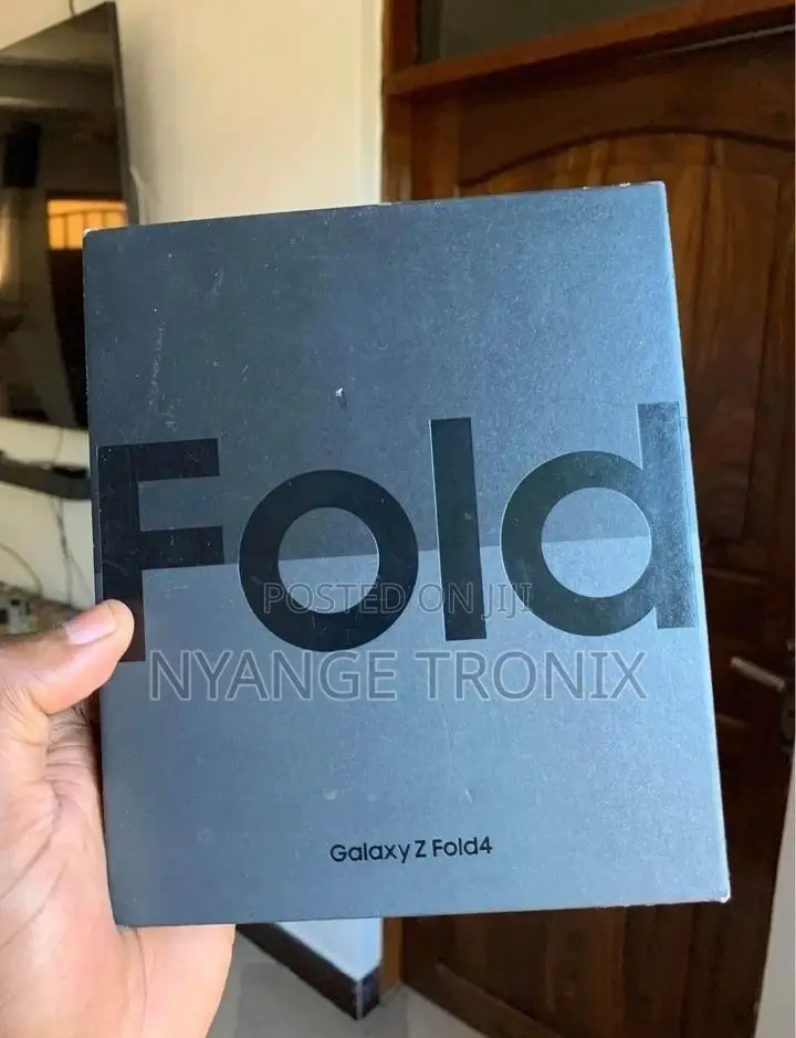 New Samsung Galaxy Z Fold4 512 GB Black