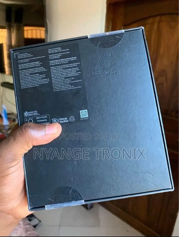 New Samsung Galaxy Z Fold4 512 GB Black
