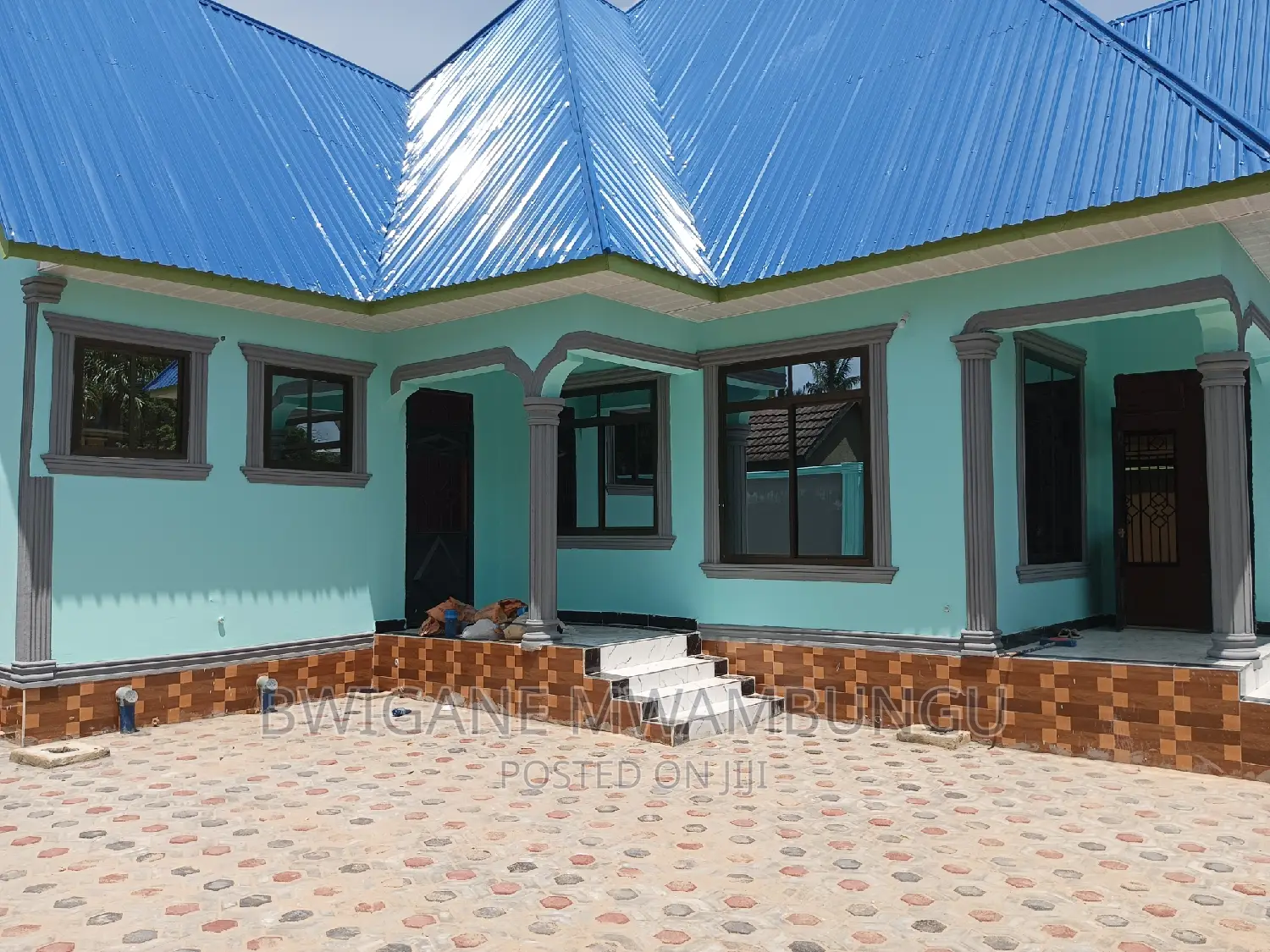 Furnished 4bdrm Apartment in Chamazi Mikumi, Mbagala for sale