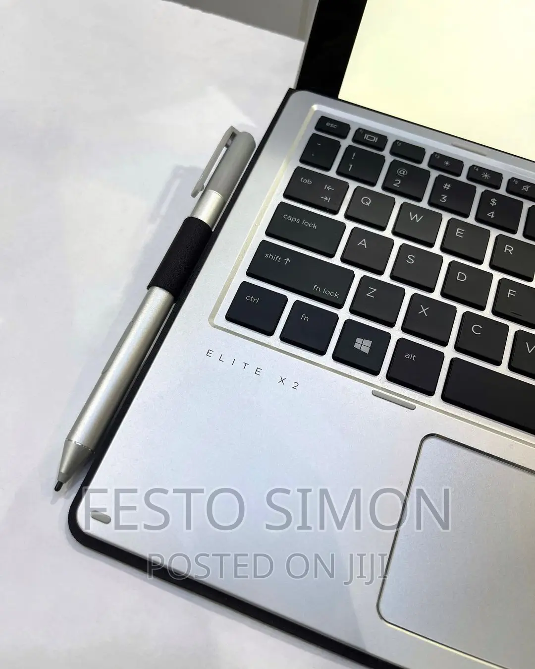 New Laptop HP Elite X2 1012 8GB Intel Core I5 SSD 256GB
