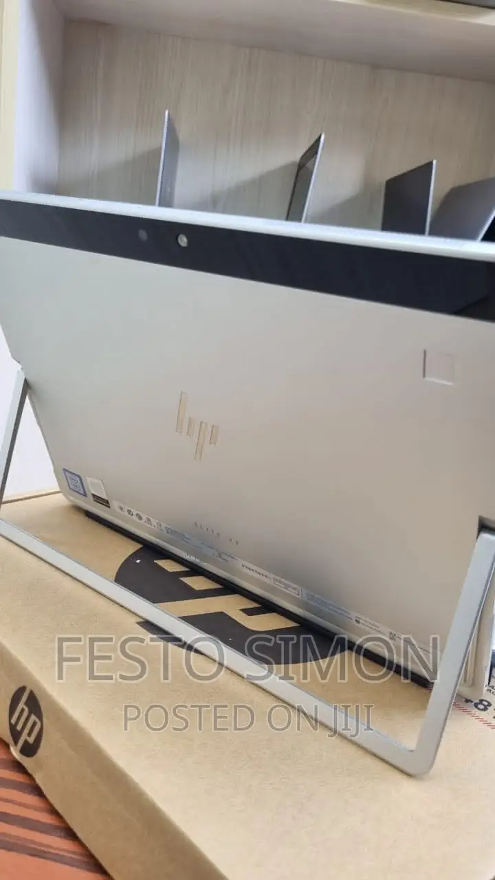 New Laptop HP Elite X2 1012 8GB Intel Core I5 SSD 256GB
