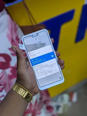 Sharp Aquos Sense 2 SHV43 32 GB White