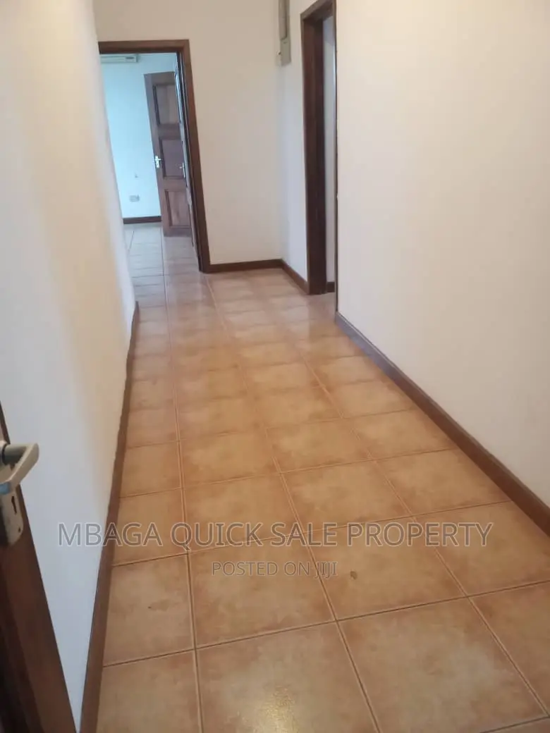 3bdrm Apartment in Mbezi Beach Shoppers for rent