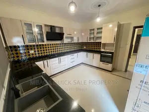 4bdrm House in Ada Estate for rent
