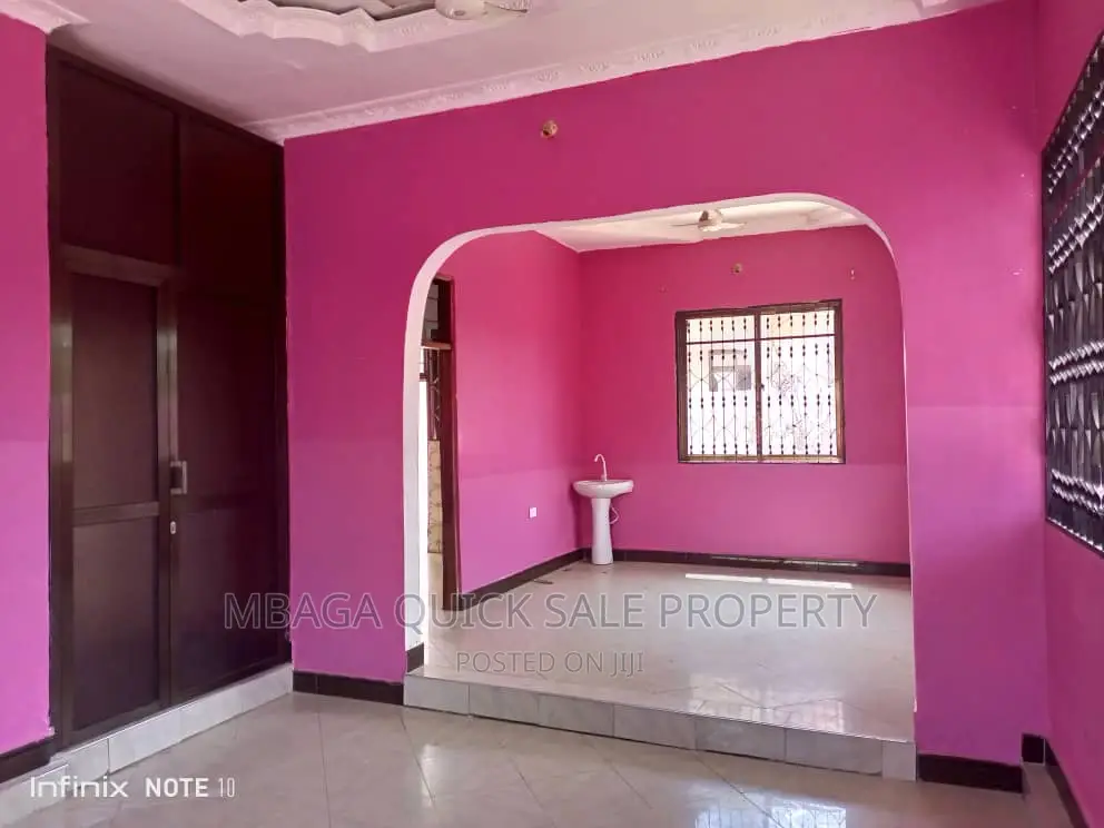 4bdrm House in Mbagala Saku for sale