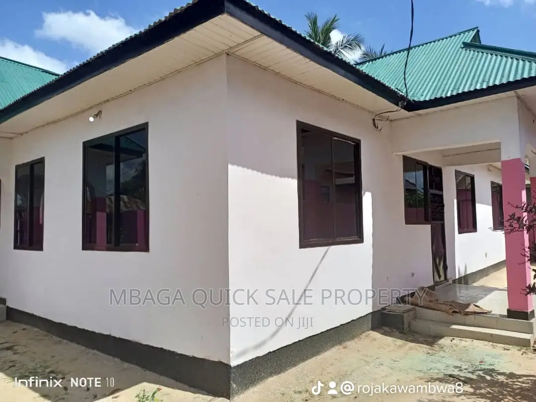 4bdrm House in Mbagala Saku for sale