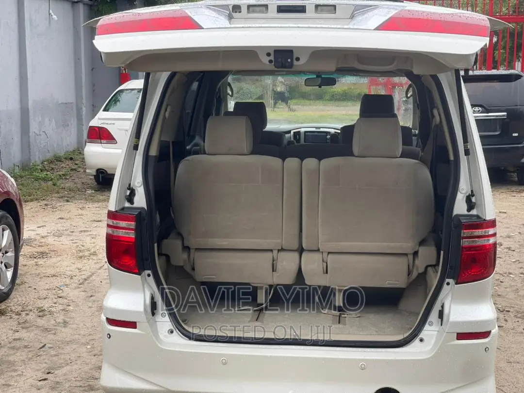 Toyota Alphard 2005 Pearl