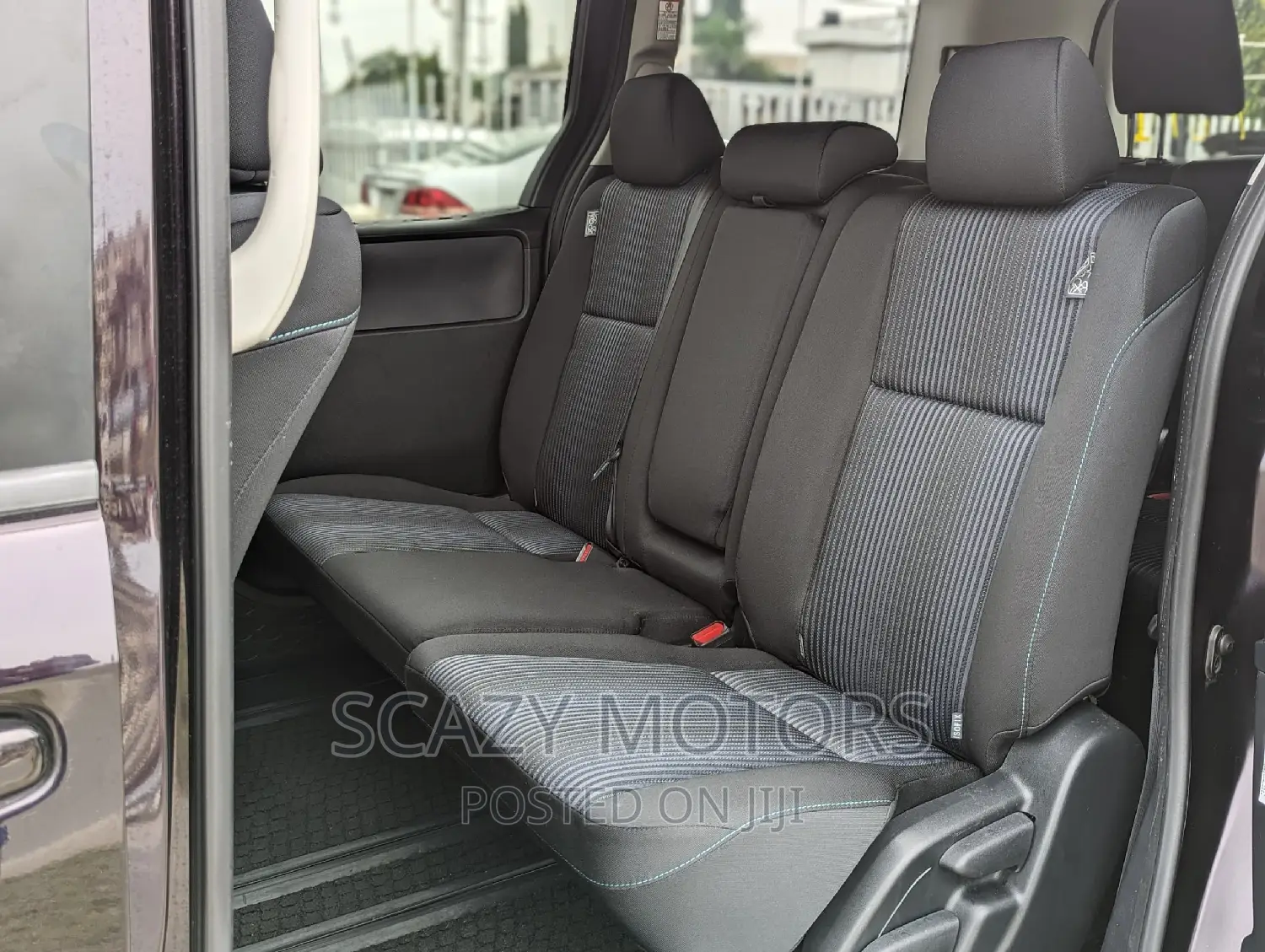 Toyota Noah 2017 Black