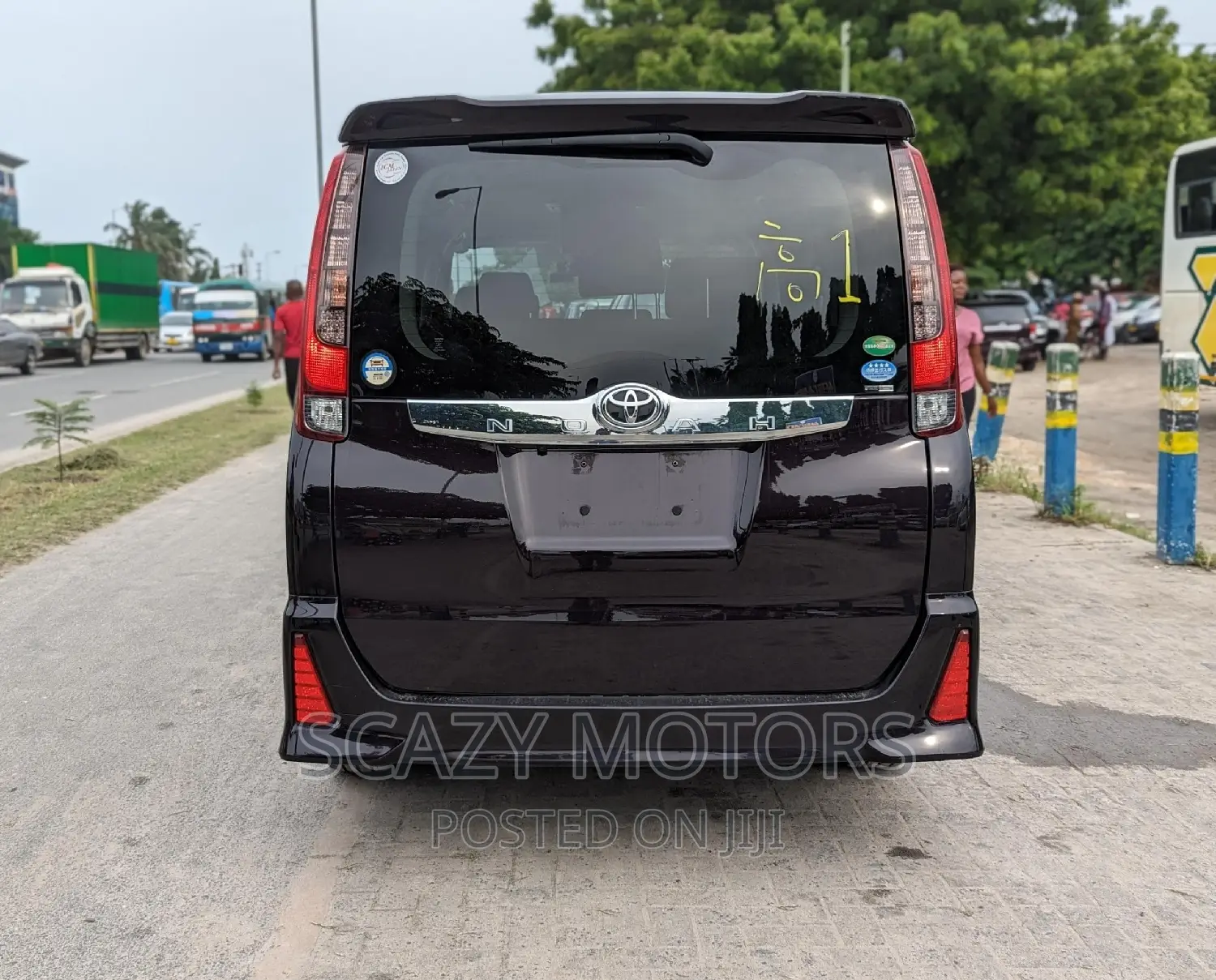 Toyota Noah 2017 Black