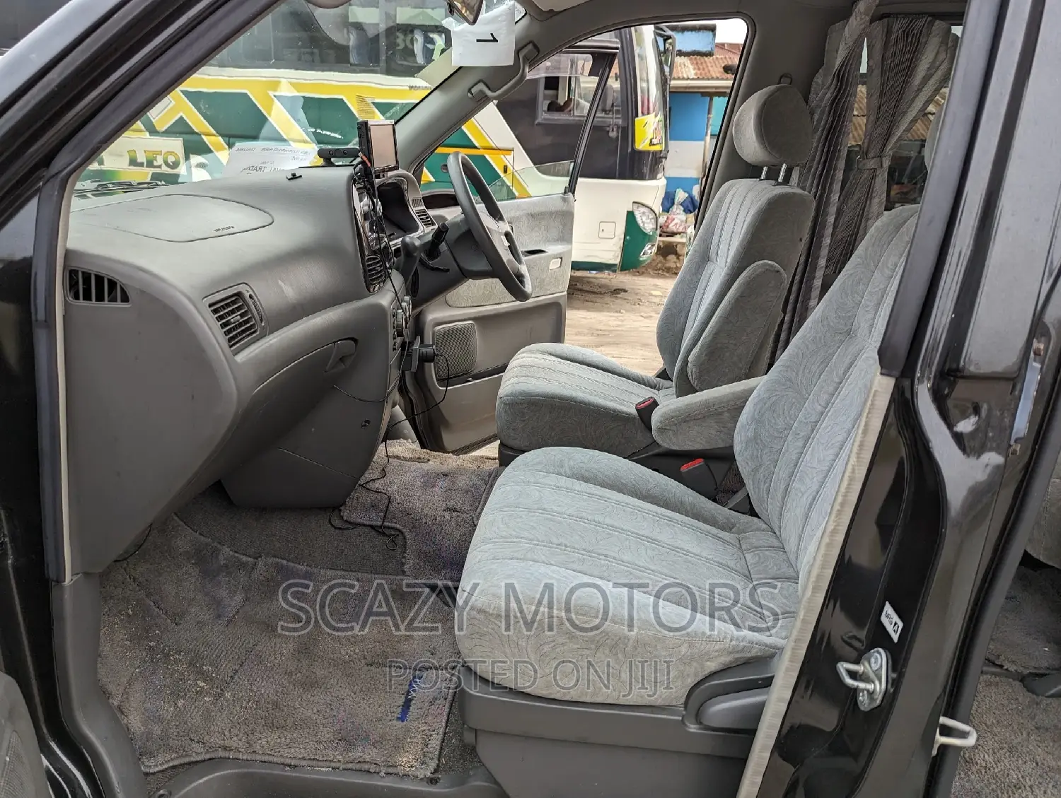 Toyota Noah 2002 Black