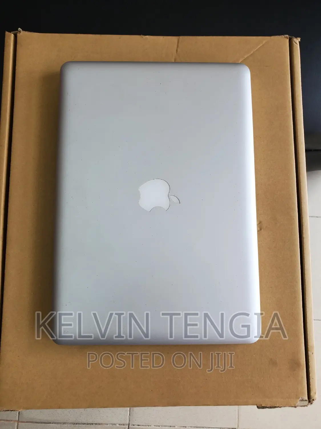 Laptop Apple MacBook 4GB Intel Core I5 HDD 320GB