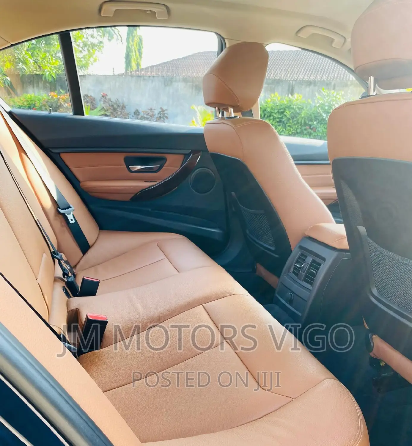 BMW 320i 2014 Blue