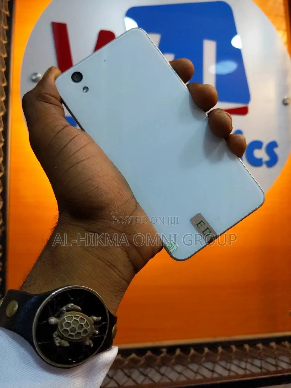 Sharp Aquos Sense 32 GB White