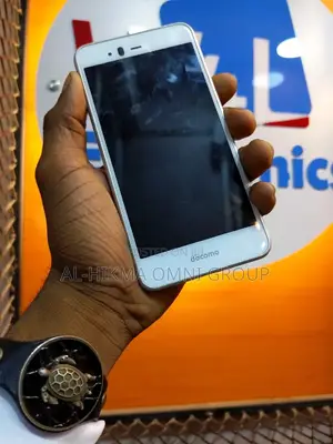 Sharp Aquos Sense 32 GB White