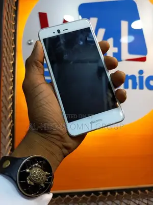 Sharp Aquos Sense 32 GB White