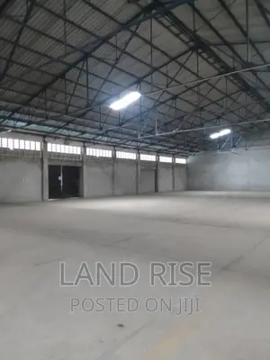 1300 SQM Warehouse