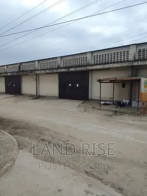 1300 SQM Warehouse