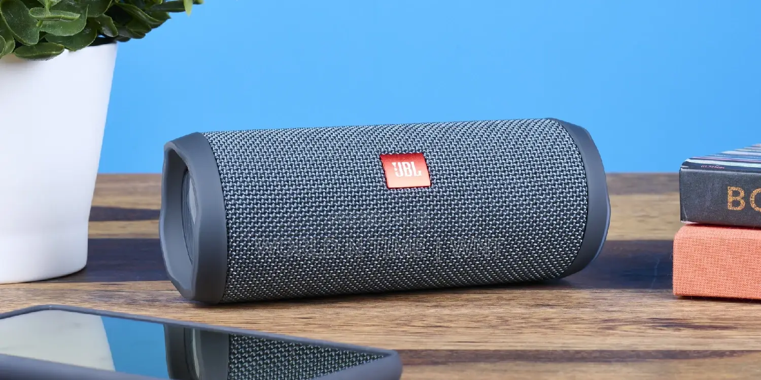 JBL Flip Essential 2 Portable Waterproof Speaker Black