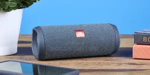 JBL Flip Essential 2 Portable Waterproof Speaker Black