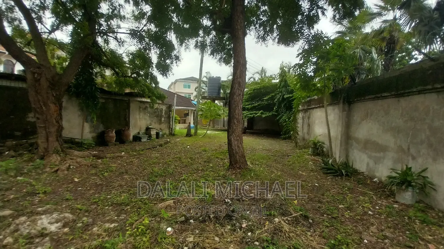 13bdrm Mansion in Masaki for sale