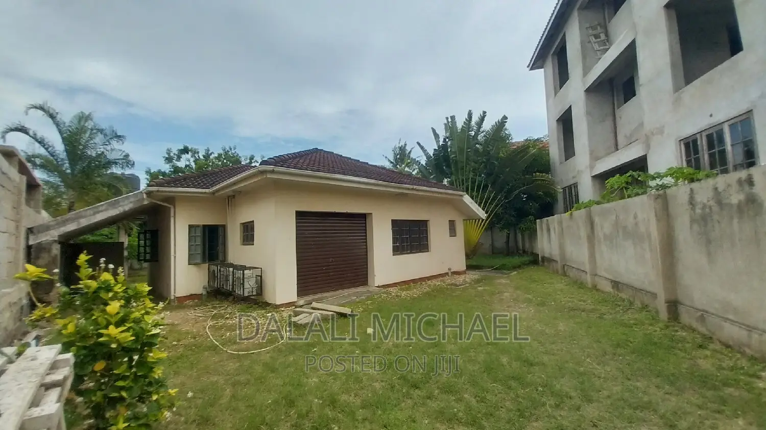 13bdrm Mansion in Masaki for sale
