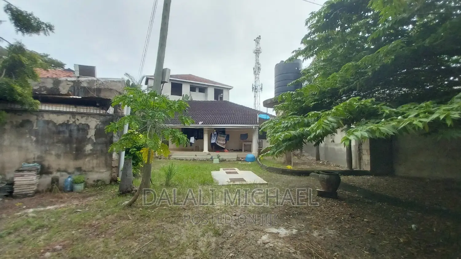13bdrm Mansion in Masaki for sale