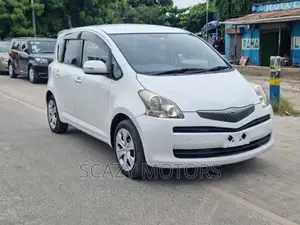 Toyota Ractis 2008 White