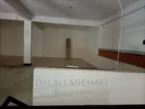 Godown for Rent Changombe