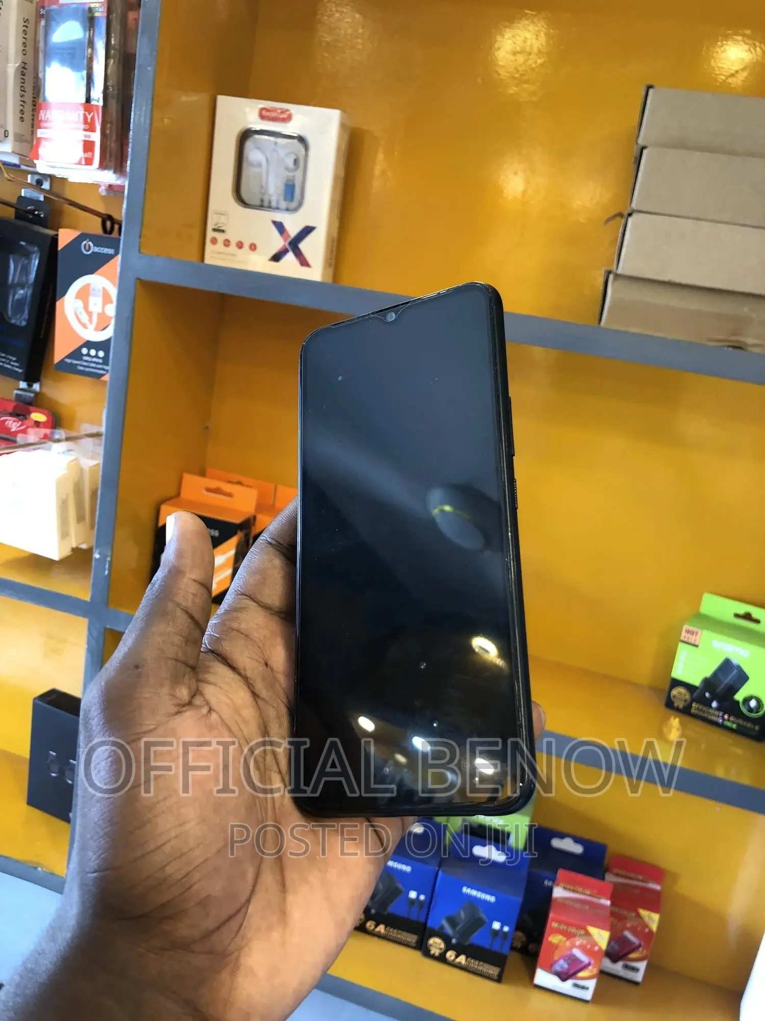 Infinix Hot 8 Lite 32 GB Black
