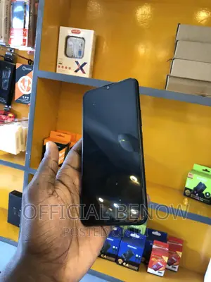 Infinix Hot 8 Lite 32 GB Black